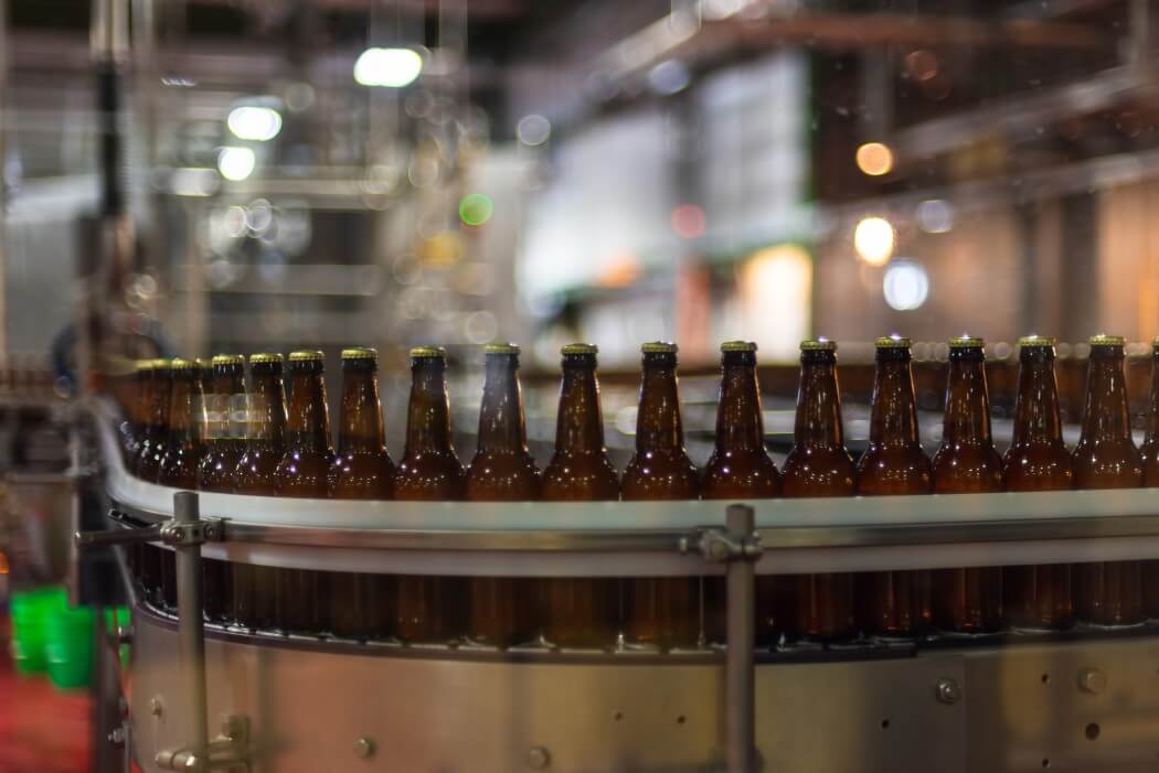 embotellado-montaje-cerveza-artesanal-fabricación-embotellado-cervecería_t20_P3RJKy (1)